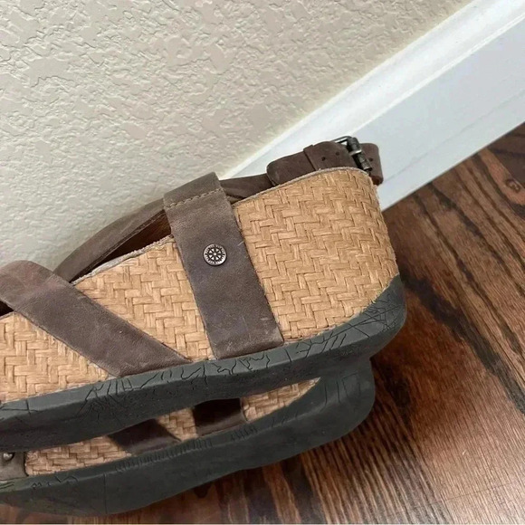 Bussola Formentera Wedge 3” Leather Sandal Brown Women’s Size 39 US Size 8.5-9 - Picture 12 of 16